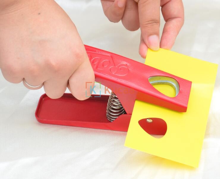 Guitar pick punch plectrum maker cutter32